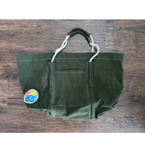 Free People Canvas Green Oversized Patchwork Tote NWT - Picture 4 of 5